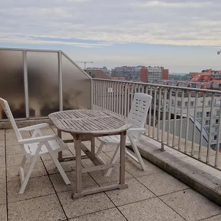 Penthouse In Koksijde With Stunning Sea View, Cleaning Included 尼乌波特