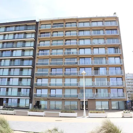 公寓 Penthouse In Koksijde With Stunning Sea View, Cleaning Included